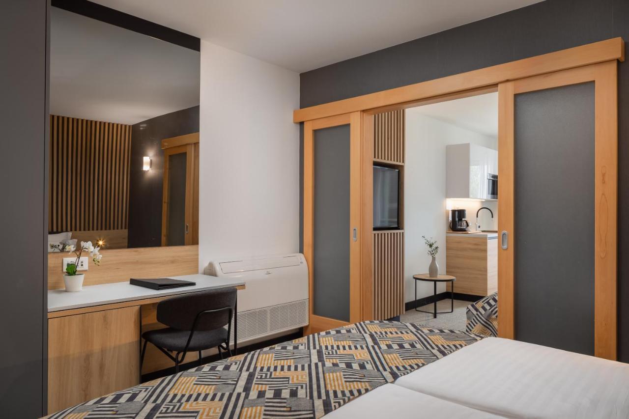 Noemia Apartments Baška Voda Extérieur photo