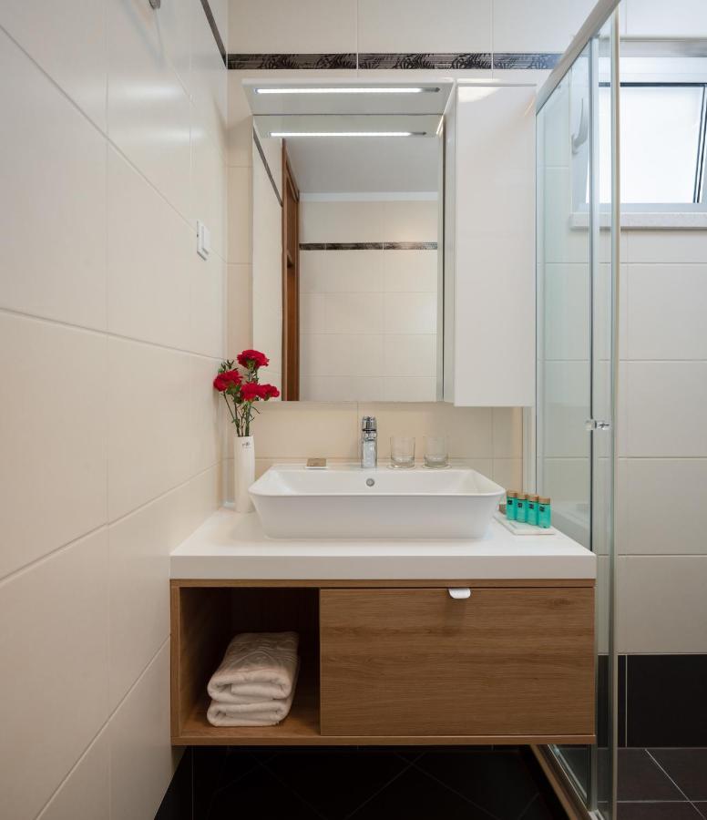 Noemia Apartments Baška Voda Extérieur photo
